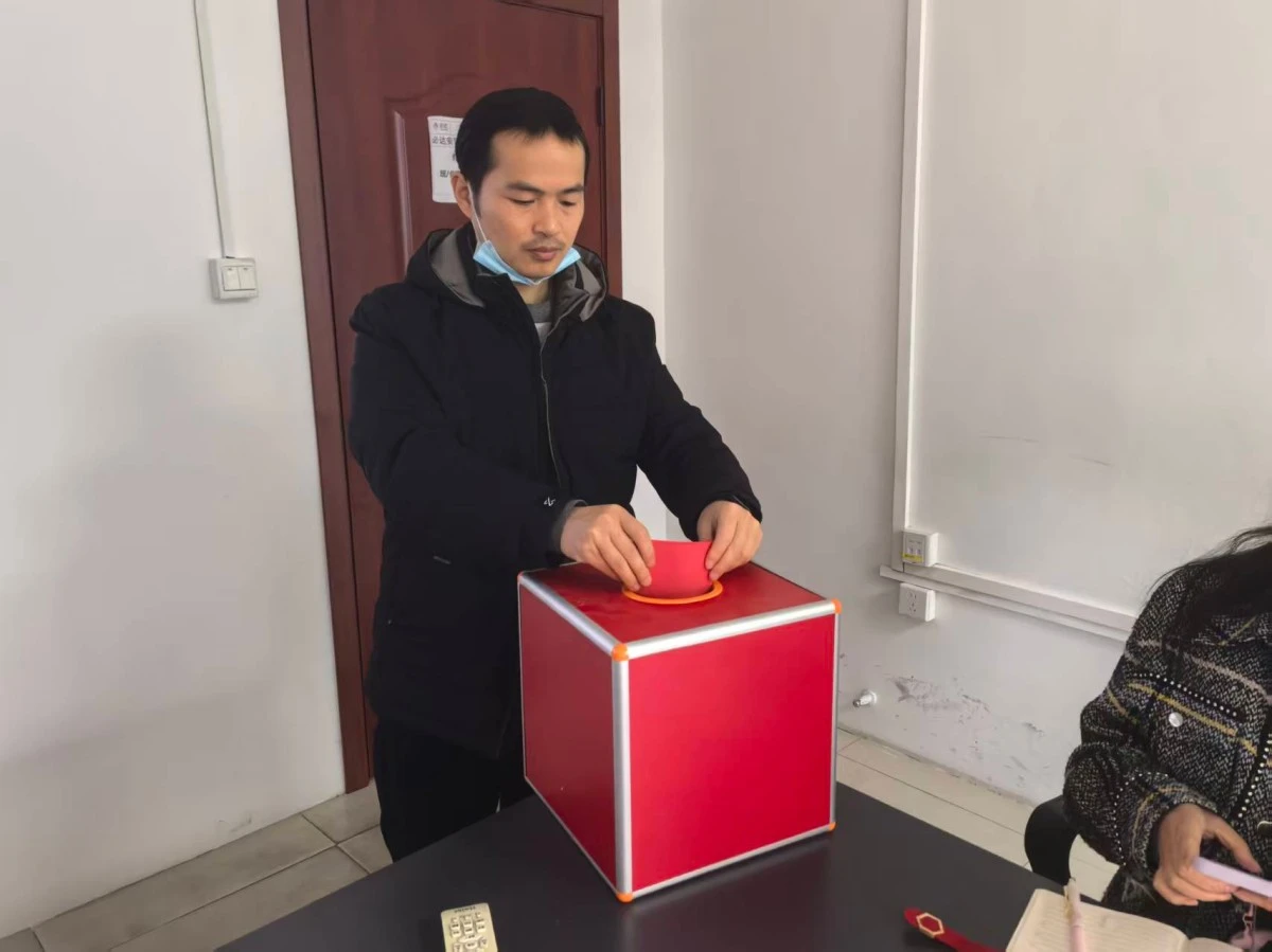 党支部党员大会暨一届党支部委员会委员选举掠影